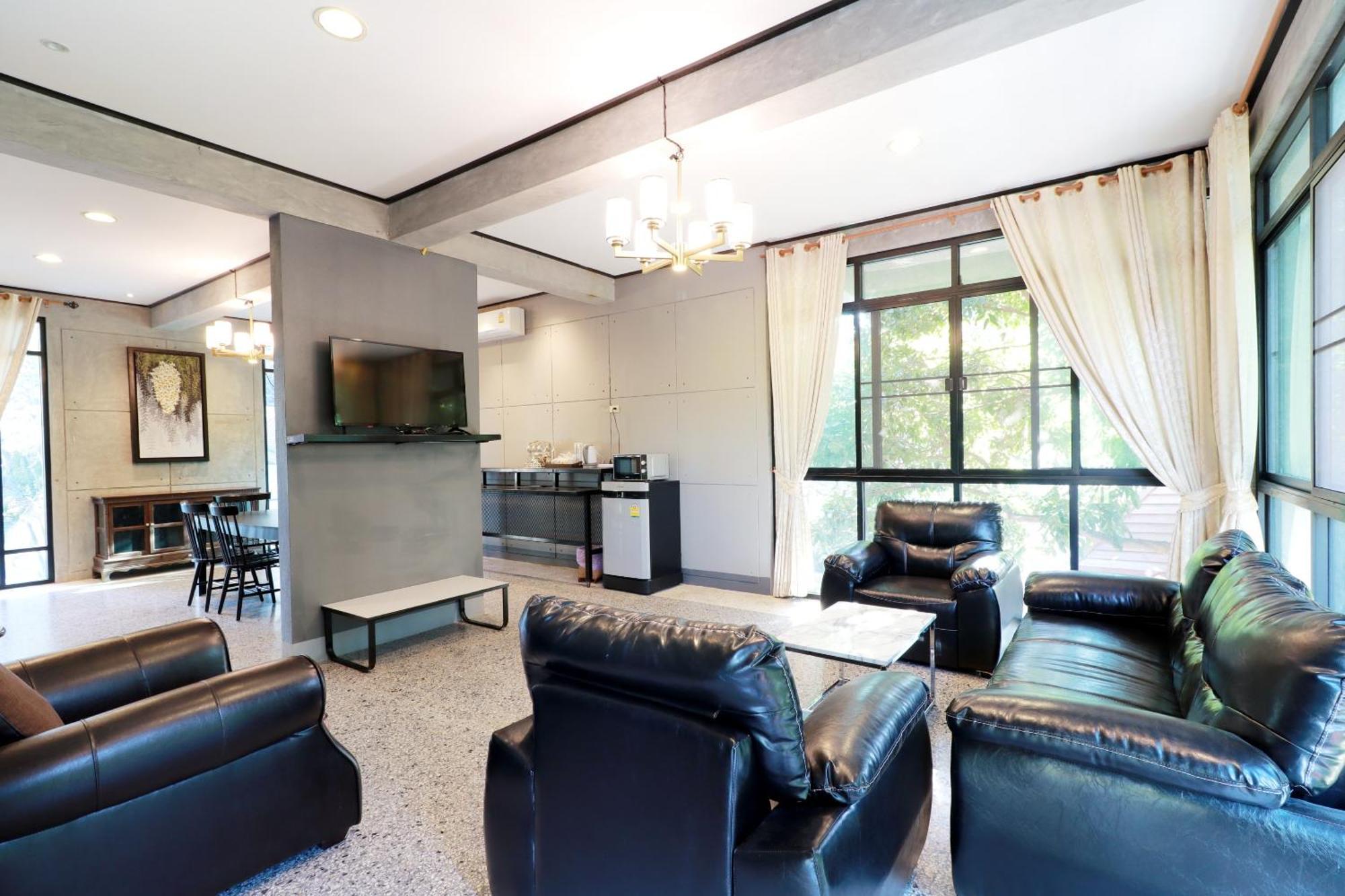 Отель Capital O 464 At Nata Chiangmai Chic Jungle Маэ-Рим Экстерьер фото